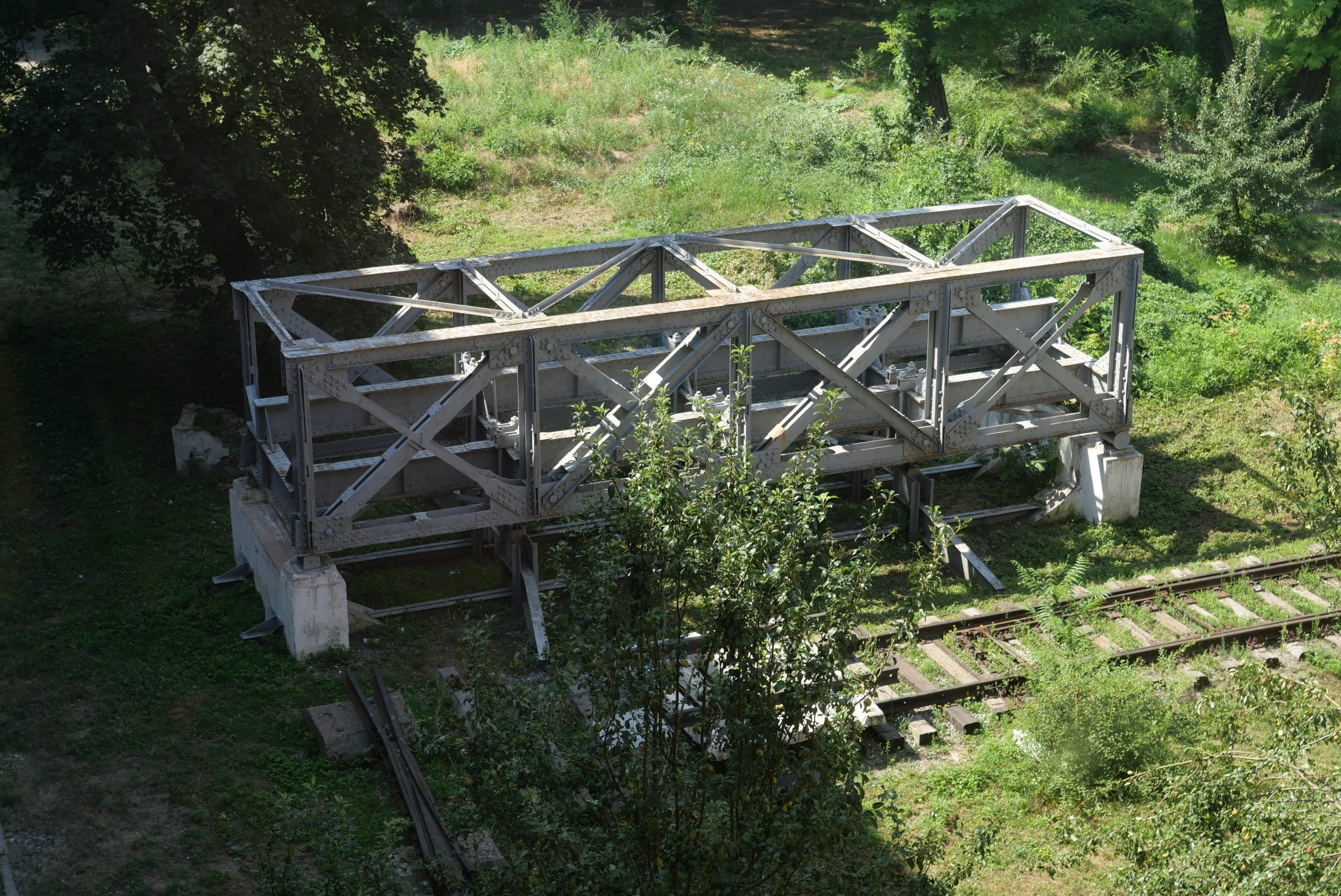 Експериментальна модель мосту Є. О. Патона, виготовлена у Києві у 1927 р. та передана Дніпропетровському інституту інженерів транспорту у 1934 р.